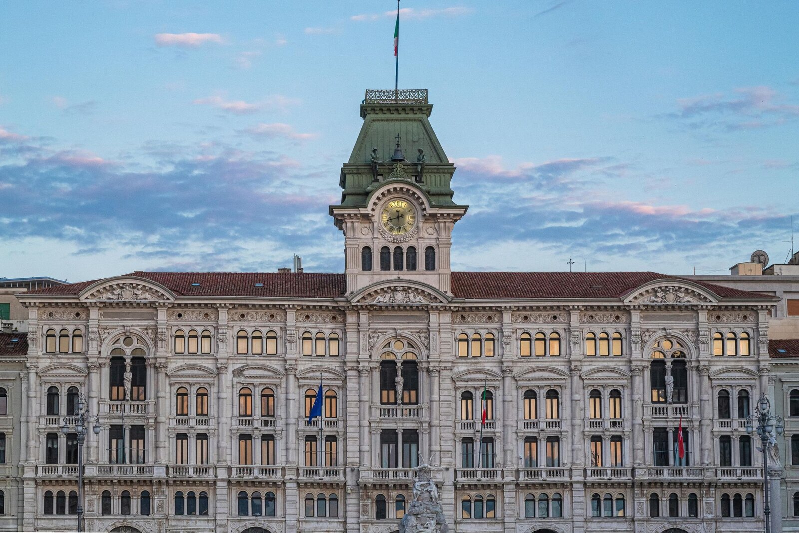 Palazzo del Municipio di Trieste in Piazza Unità d'Italia
